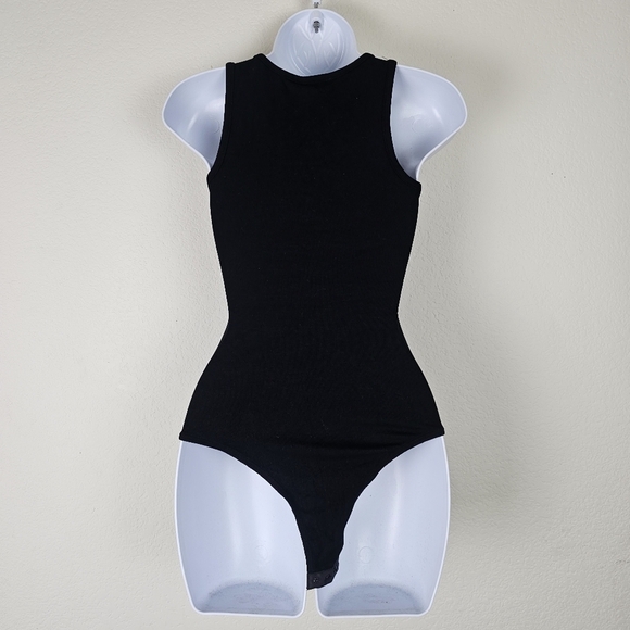 By.Dyln Danika Cutout Bodysuit Black DL0736 Size XS NWT Revolve - Picture 6 of 11